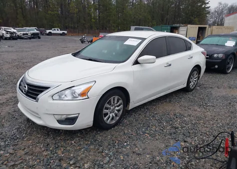 2015 Nissan Altima 2.5/2.5 S/2.5 Sl/2.5 Sv z USA, uszkodzony, nr VIN 1N4AL3AP3FC295679